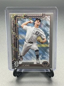 2025 Topps Holiday #H160 Jackson Jobe (RC) Holiday Glitter - Detroit Tigers - Picture 1 of 2