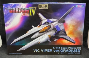 PLUM Gradius IV: Vic Viper Kit Modellino in Plastica scala 1/144 NUOVO DI ZECCA - Foto 1 di 5
