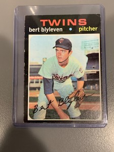 1971 Topps Baseball Hall of Famer; Bert Blyleven card # 26 (Rookie Card)