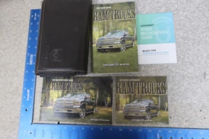 Dodge Ram 1500 2500 3500 Owner's Manual 2017 Book Set 17 Free Shipping OM869 - Picture 1 of 2