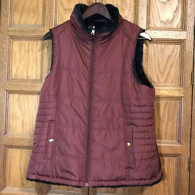 KC Collections Women’s XL Burgundy &Black Reversible Quilted Vest Faux Fur Zip - Image 1 of 4