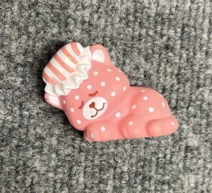 Vintage Fragola Shortcake Custard Cat 1984 Dolce Dormiente Pet Animale - Foto 1 di 5