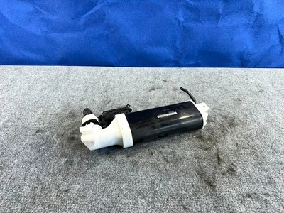 2011 - 2017 CHRYSLER 300C SRT8 6.4L OEM FUEL VAPOR CHARCOAL EVAPORATOR CANISTER - Image 1 of 4