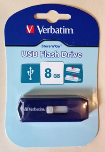 Verbatim USB-flashdrive 8 GB Ideaal als installatiemedium voor Windows en Linux! - Afbeelding 1 van 1