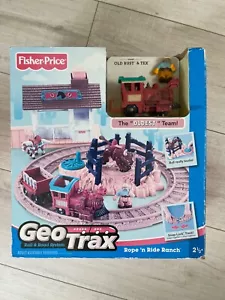 Fisher-Price GEO TRAX Rope n’ Ride Ranch NEW The Oldest Team Meet Old Rust & Tex - Picture 1 of 2