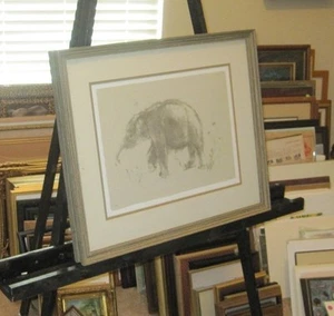 Edna Hibel, "Elefant" selten signiert, mattiert & gerahmt LE 14/73 Druck 20x24"  - Bild 1 von 6