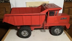 Vintage Buddy L Mack Red Dump Truck Hydraulic(RARE COLOR FOR THE 4 WHEEL MODEL) - Picture 1 of 7