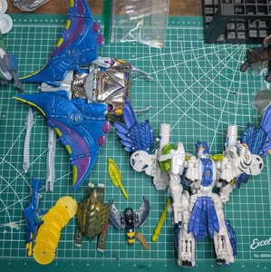 Vintage 1995 1997 Mixed Beast Wars Transformers Lot Of 3 Hasbro Read Parts? - Picture 1 of 2