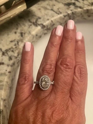 Oval Diamond Engagement Ring 1-5/8 CT. T.W. - Image 1 of 4