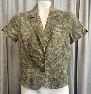 Camisa DKNY Cuello Manga Corta Camuflada Botón Frontal NUEVA CON ETIQUETAS Pequeña - Imagen 1 de 16