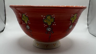 Cuenco con patas pintado a mano Anthropologie rojo menta Elka Ayaka 18 oz Foto 1 de 4