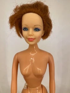 Vintage Creata 1982 ❤ Barbie Clone ❤ Signature 17 Purple Eyeshadow Doll - Picture 1 of 6