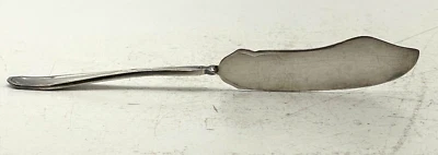 WM Rogers & Son Butter Knife Silverplate Twisted Handle Clinton Pattern Flatware - Image 1 of 4