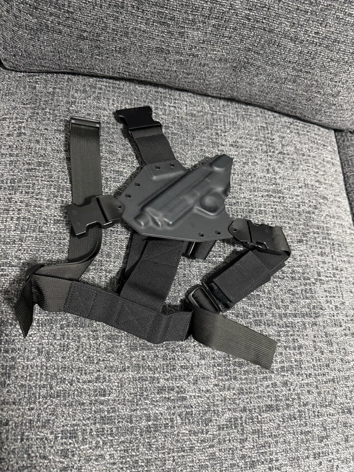Pistol Chest Harness With Holster For SW MP .40 - Image 1 of 1