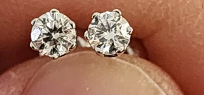 DIAMANTES NATURALES en oro blanco sólido de 14K💯 Foto 1 de 4