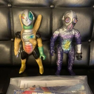 Plaroid Man 1st Series Korosyan V 1st Series Elegab 2-piece set - Picture 1 of 5