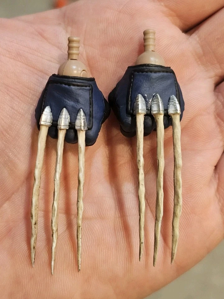 1/6 Sideshow Uncanny X-Men Wolverine Tiger Bone Claws Hands Ex Exclusive Logan B - Image 1 of 2