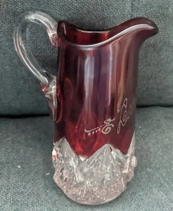 Antikes Souvenir Rubin Flash Pressglas rote Ätzung Milchkännchen Krug 1908 - Bild 1 von 13