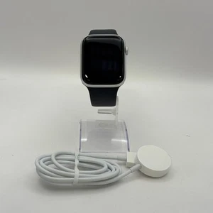 Apple Watch (Series 4) 44mm Silver Aluminum (LTE) w/ Black Sport Band M/L- Good  - Picture 1 of 5