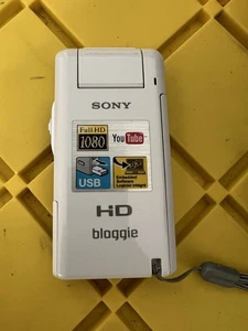 Sony HD Bloggie MHS-PM5 Mobile HD Snap Camera, No Charger Tested - Picture 1 of 2