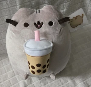 GUND Pusheen Katze Boba Bubble Tea Drink Kawaii Sammlerstück Plüschtier Stofftier - Bild 1 von 6