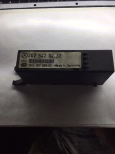 KONTROLLGERAET LAMPENKONTROLLE A2025420232 -- A2025420532 - Bild 1 von 1