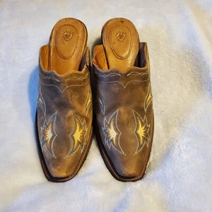 Ariat Brown Leather Mules Women's Size 6.5 Distressed two tone - Picture 1 of 9