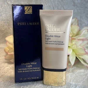 Estee Lauder Double Wear Light Soft Matte Hydra Makeup 3W1.5 FAWN 1oz NIB FreeSh - Picture 1 of 1