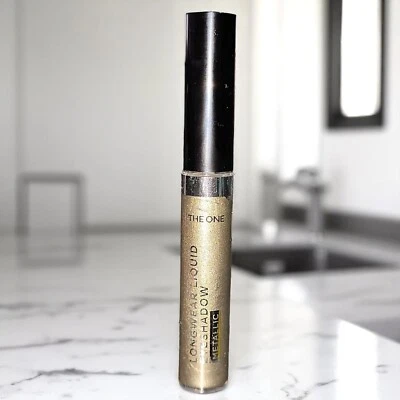 ORIFLAME THE ONE Longwear Flüssig Liquid Lidschatten Metallic Smokey Green Wasserfest Top