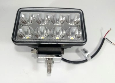 Lámpara antiniebla/punto todoterreno con vaina de luz de trabajo LED de 6 pulgadas Foto 1 de 4