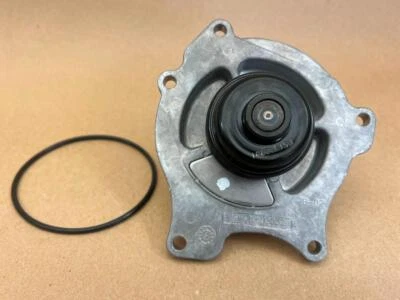 OEM GM 2006-2011 Buick Lucerne Cadillac DTS Water Coolant Pump 4.6L 12583032 - Image 1 of 4