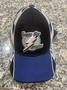 Tampa Bay Lightning Fitted Hat CCM NWOT - Picture 1 of 9