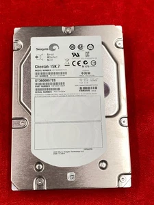 DISCO RIGIDO SAS SEAGATE CHEETAH 600GB 15K RPM 6Gb/s 3.5" ST3600057SS *FUNZIONANTE* - Foto 1 di 3
