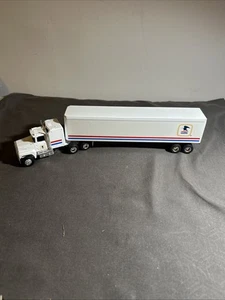 Ertl US Mail 1/64 Ford LTL 9000 Semi Truck with Sleeper OVP - Bild 1 von 5