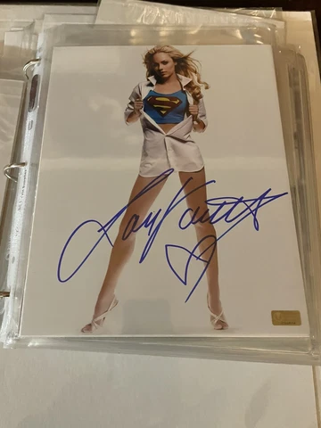 Laura Vandervoort Autographed 8×10 Supergirl Signed Photo Bitten Werewolf Proof Cover