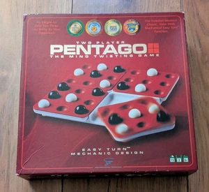 Zwei Pentago The Mind Twisting Spiel - Mindtwister komplett, leicht getragener Karton - Bild 1 von 5