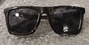 Gafas de sol FOSTER GRANT CALIBLUE mármol negro 58618CAL201 FWG 100 % UV - Imagen 1 de 6