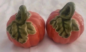 2 saleros y pimenteros de cerámica para calabaza-otoño/Halloween, Acción de Gracias/Cumpleaños - Imagen 1 de 4