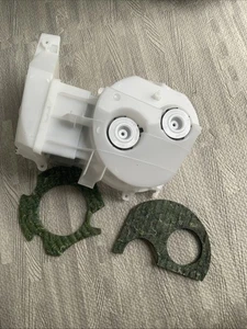 Miele Vacuum Cleaner Part = CX1 Blizzard = Motor Housing Cover HEPA Filter - Picture 1 of 7