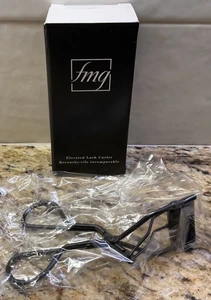 AVON Fmg Erhöhte Wimpernzange Brandneu Fabrikversiegelte Box - Bild 1 von 3