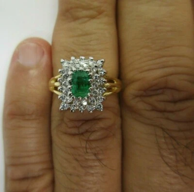 Anillo de diamantes y esmeraldas de oro de 14K todos los diamantes naturales y esmeraldas 5,30 gramos Foto 1 de 4