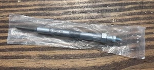 Genuine GM 12639701 Diesel Glow Plug LMM LML LBZ Silverado Sierra Duramax 6.6L - Picture 1 of 3