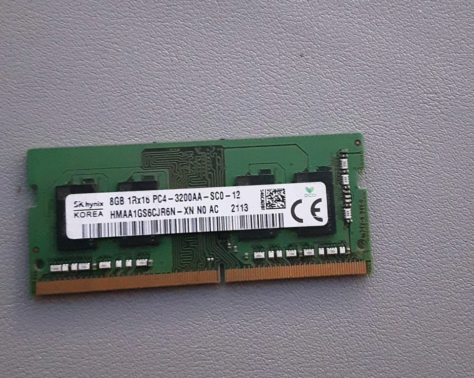 SK Hynix Memoria RAM da 8 GB SODIMM DDR4 3200 PC4 1Rx16 HMAA1GS6CJR6N-XN SO-DIMM - Image 1 of 2