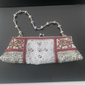 Purse Beaded Sequin And Rhinestone Red And Silver With Beaded Strap - Picture 1 of 9