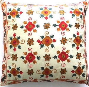 Uzbeki Kissen Suzani Embroidered Seide Exklusive Silk Pillow Almohad'a Cushion - Bild 1 von 5
