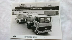 FORD Transcontinental HA4427 Artic & Fruehauf Tankwagen Pressefoto Prospekt - Bild 1 von 1