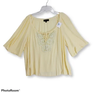 Melissa Paige Top Womens Large Yellow Crinkle Pullover Tie Neckline Lace Detail - Picture 1 of 8
