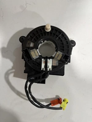 Mola de relógio de alta qualidade para Infiniti G37 FX35 M37 Nissan Juke 370Z 2008-2017 - Imagem 1 de 3