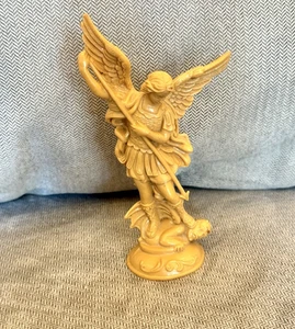 Lu-Pi San Miguel Arcángel Estatuilla Resina Figura Estatua De Colección - Imagen 1 de 9