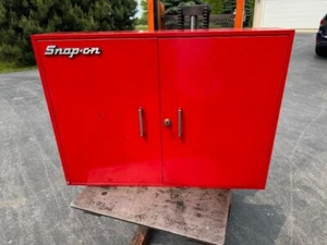 Vintage Snap On Tools Wall Cabinet 270B/276C, Puller Board, & Key 1996 - Bild 1 von 8